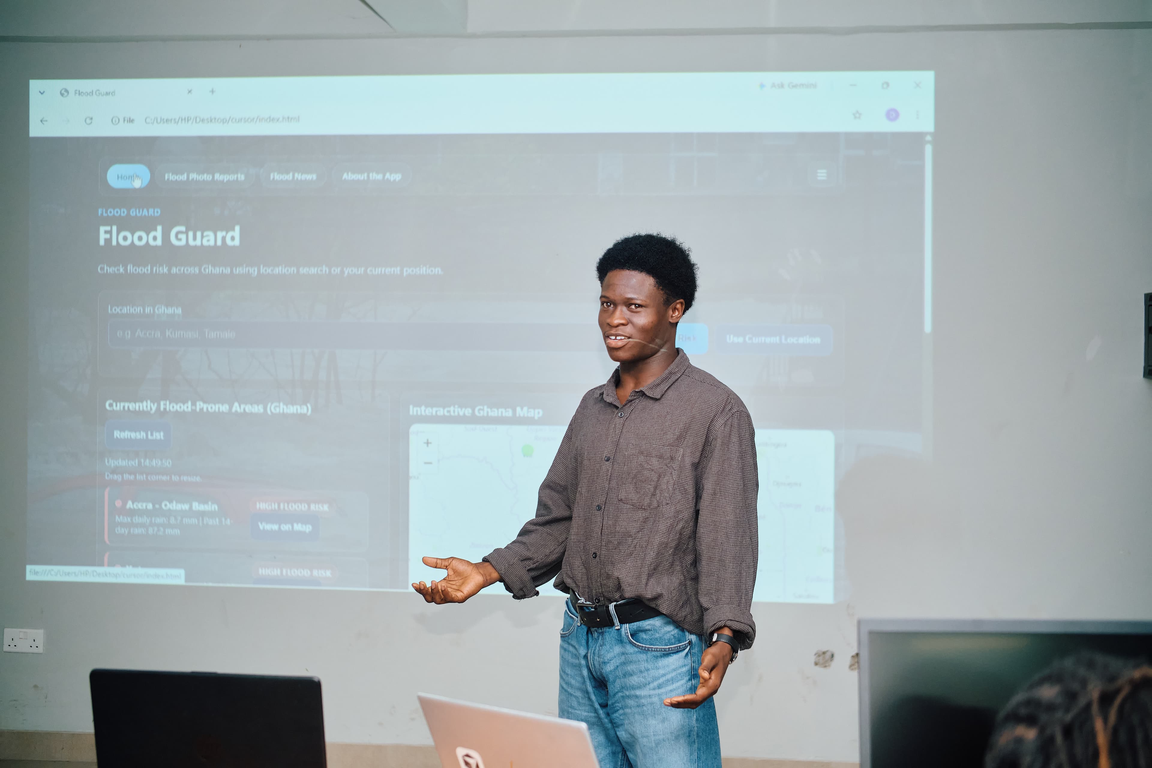 Cursor Hackathon UCC — presentation day at UCC